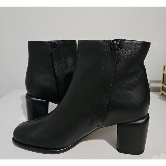 Vince Leather Boots Womens 6 Black Square Toe Block Heel Elevated Elegant - Picture 6 of 16